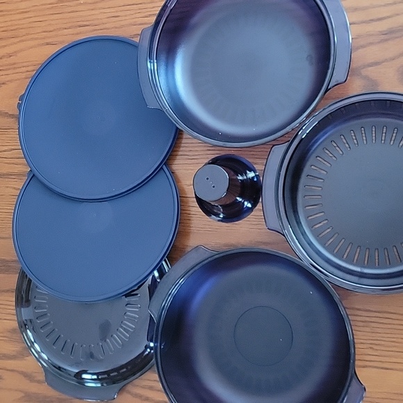 😀 - Brand New TuppweWave Stack Cooker - Picture 6 of 7